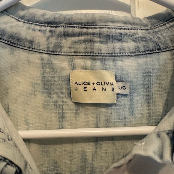 Alice and Olivia Ruffle Trimmed Shirt - Picture 3 of 3